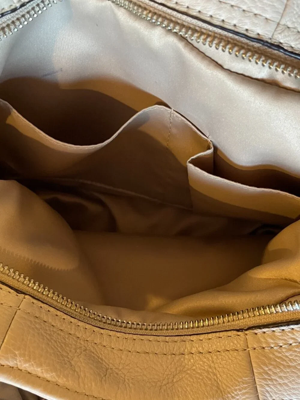 Coach Madison Maggie Hobo Shoulder Bag